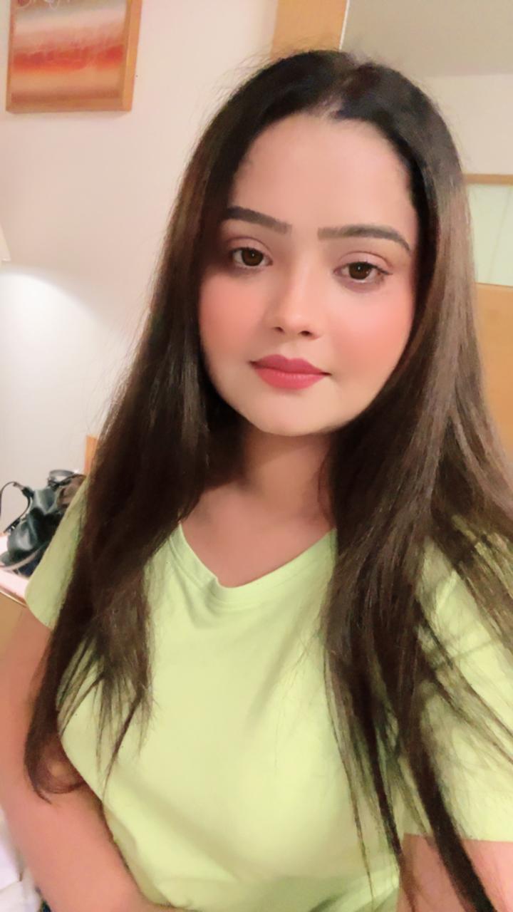 Kavya - Premium Escort in Bandra